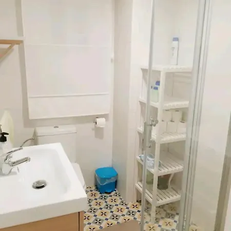 Apartment Centrico En Con Garaje Gratis. Granada